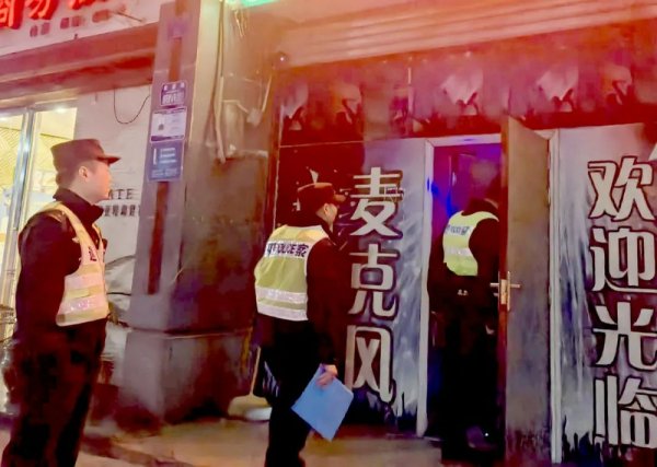 鑫配资 重庆高新警务室协作机制激活“两队一室”新动能