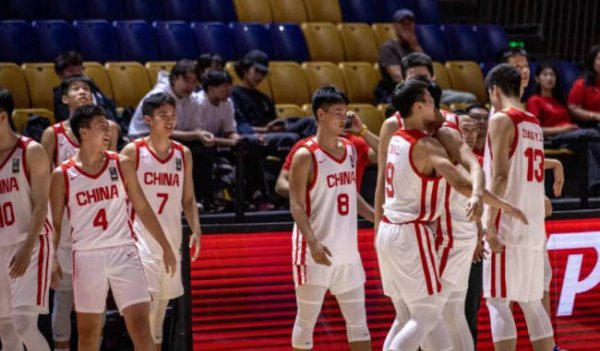 盈禾配资 中国U16男篮97-81战胜韩国 逆转取胜锁定小组第一